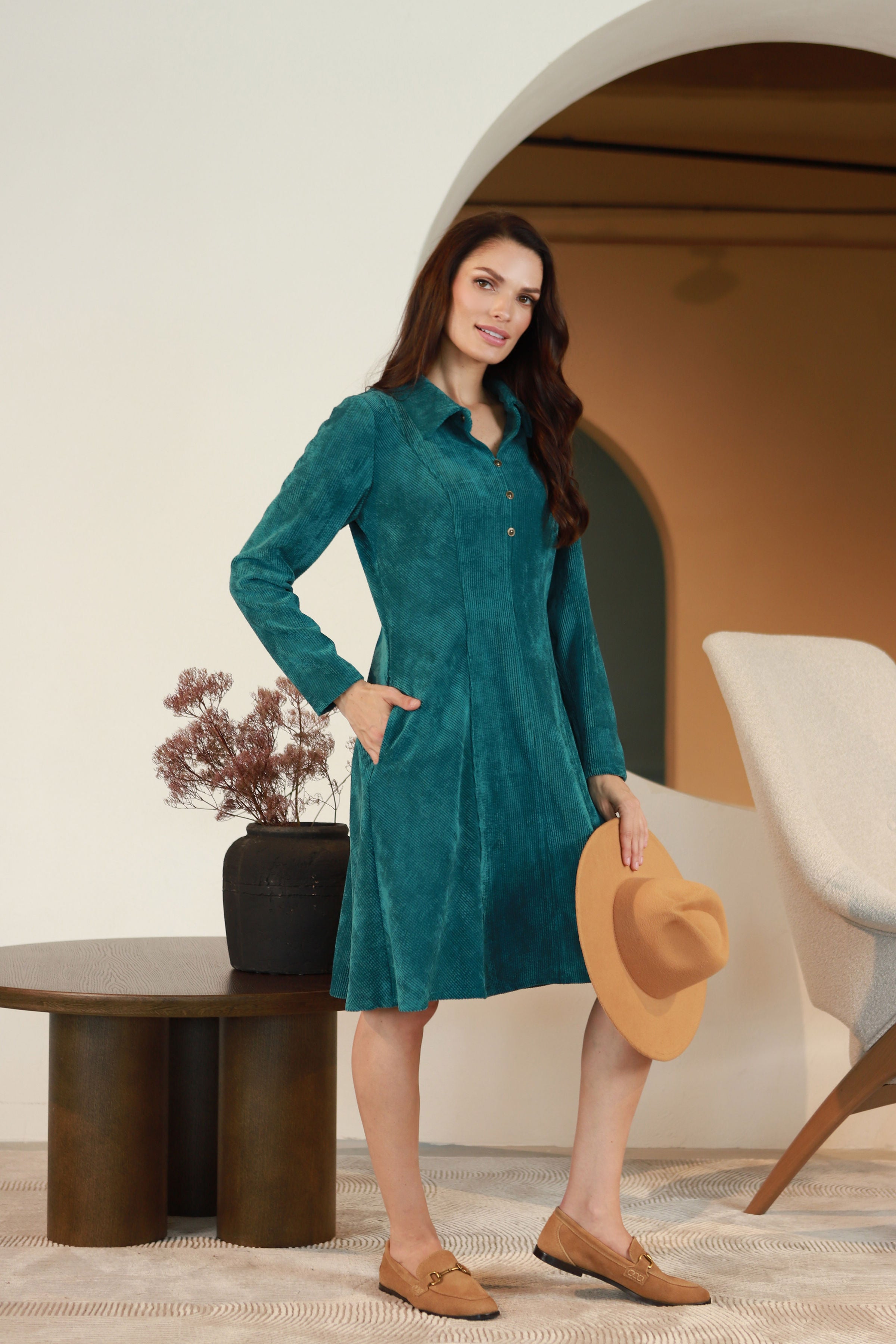 Velveto suknelė „SMARAGDA“ turkio žalia