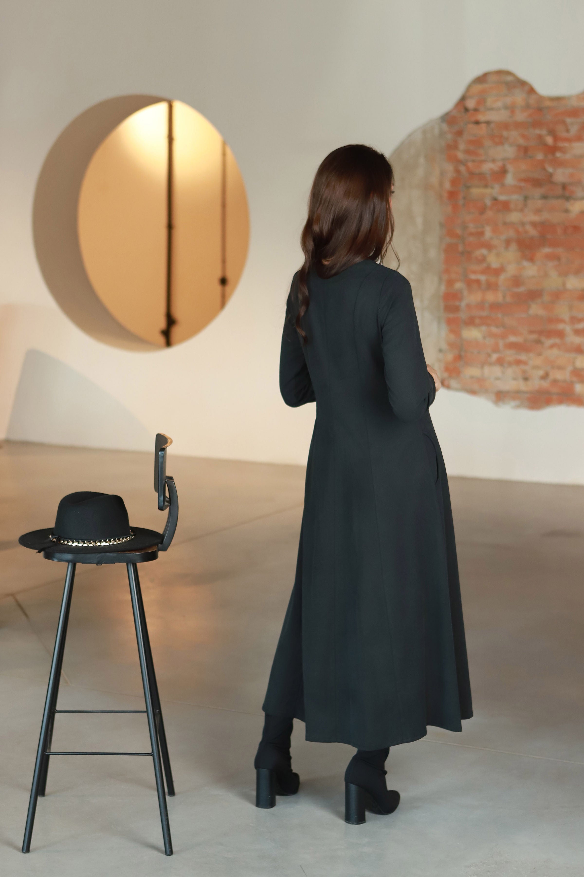 Dress with quilted front "ONYKSA" in graphite black