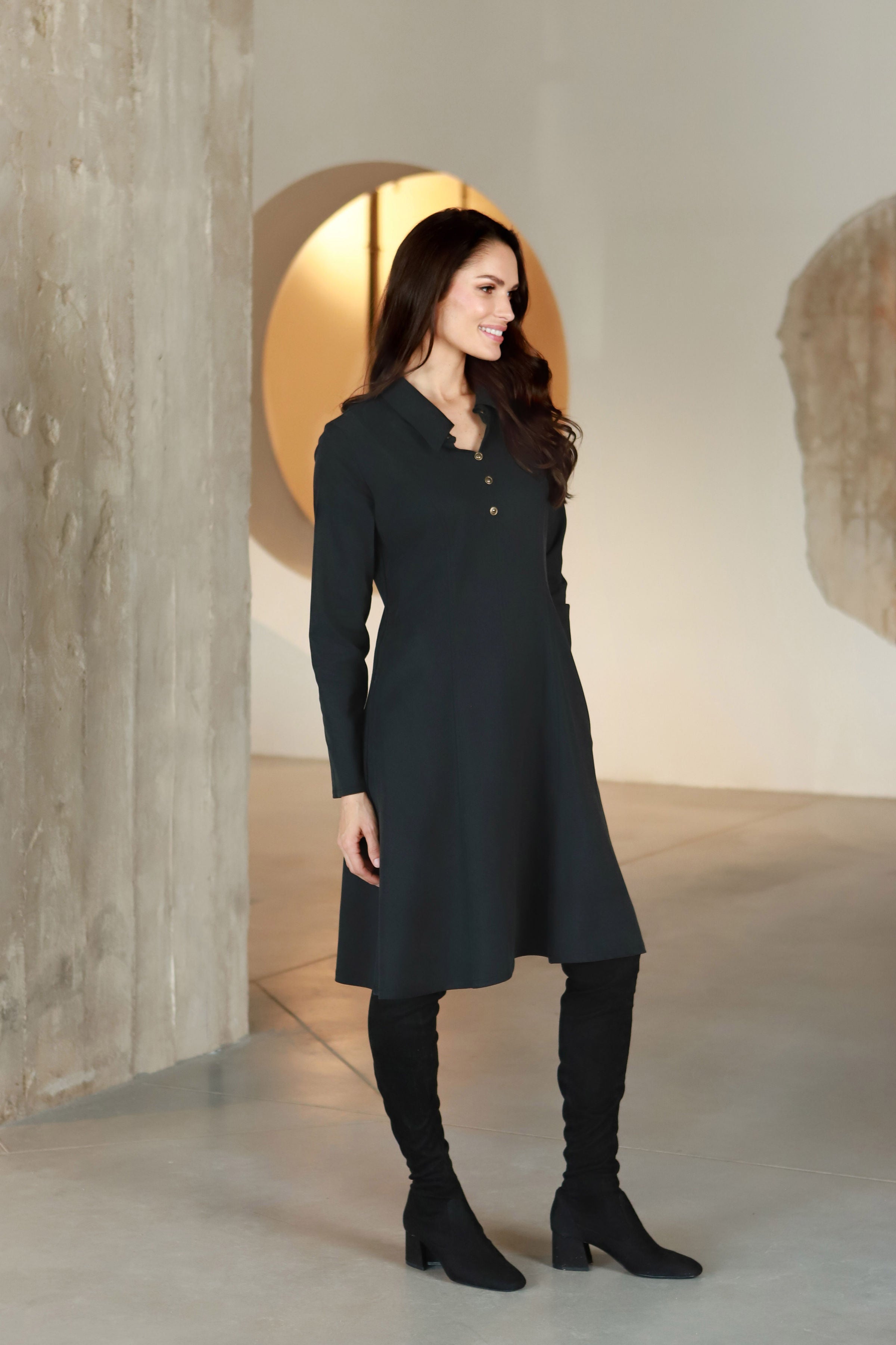 Short dress "CIRKONIJA" in graphite black