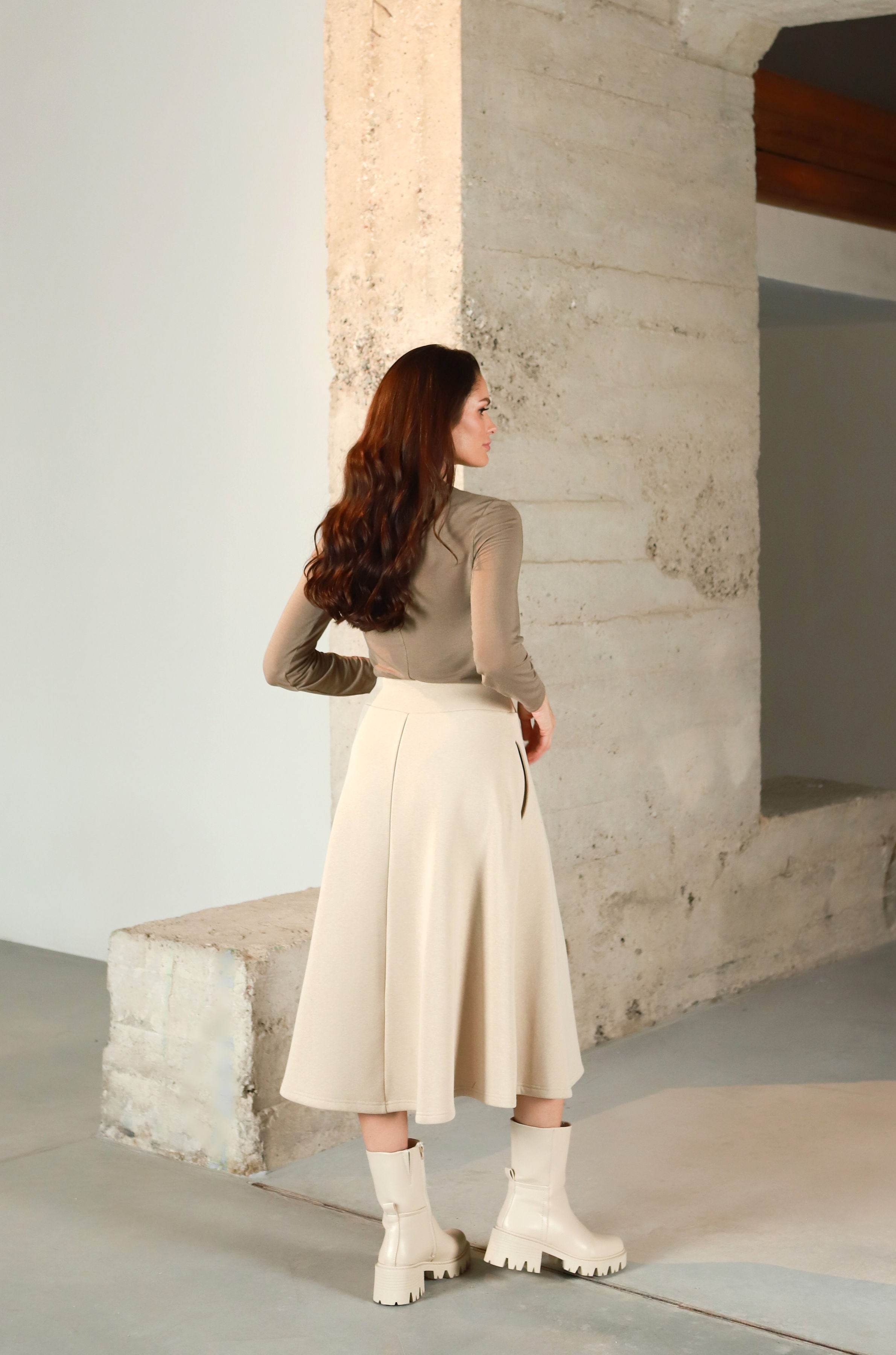 Medvilnės su pūkeliu sijonas „ANISAS“ perlo smėlinė