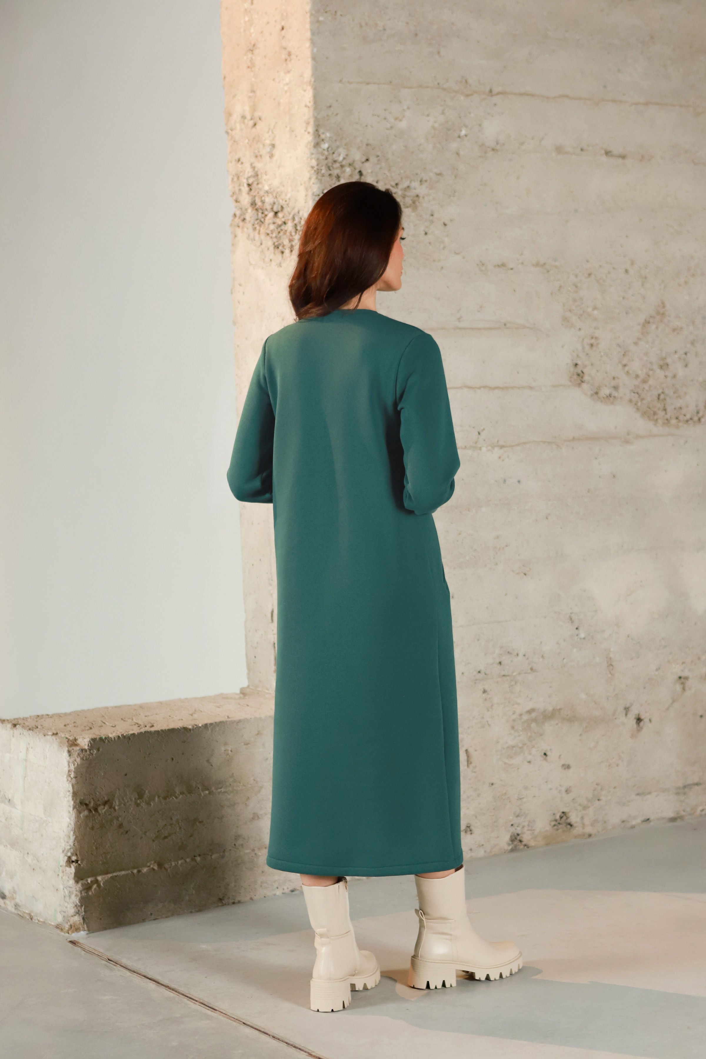 Pusilgė medvilnės su pūkeliu suknelė „VANILĖ“ vandenyno t. žalia