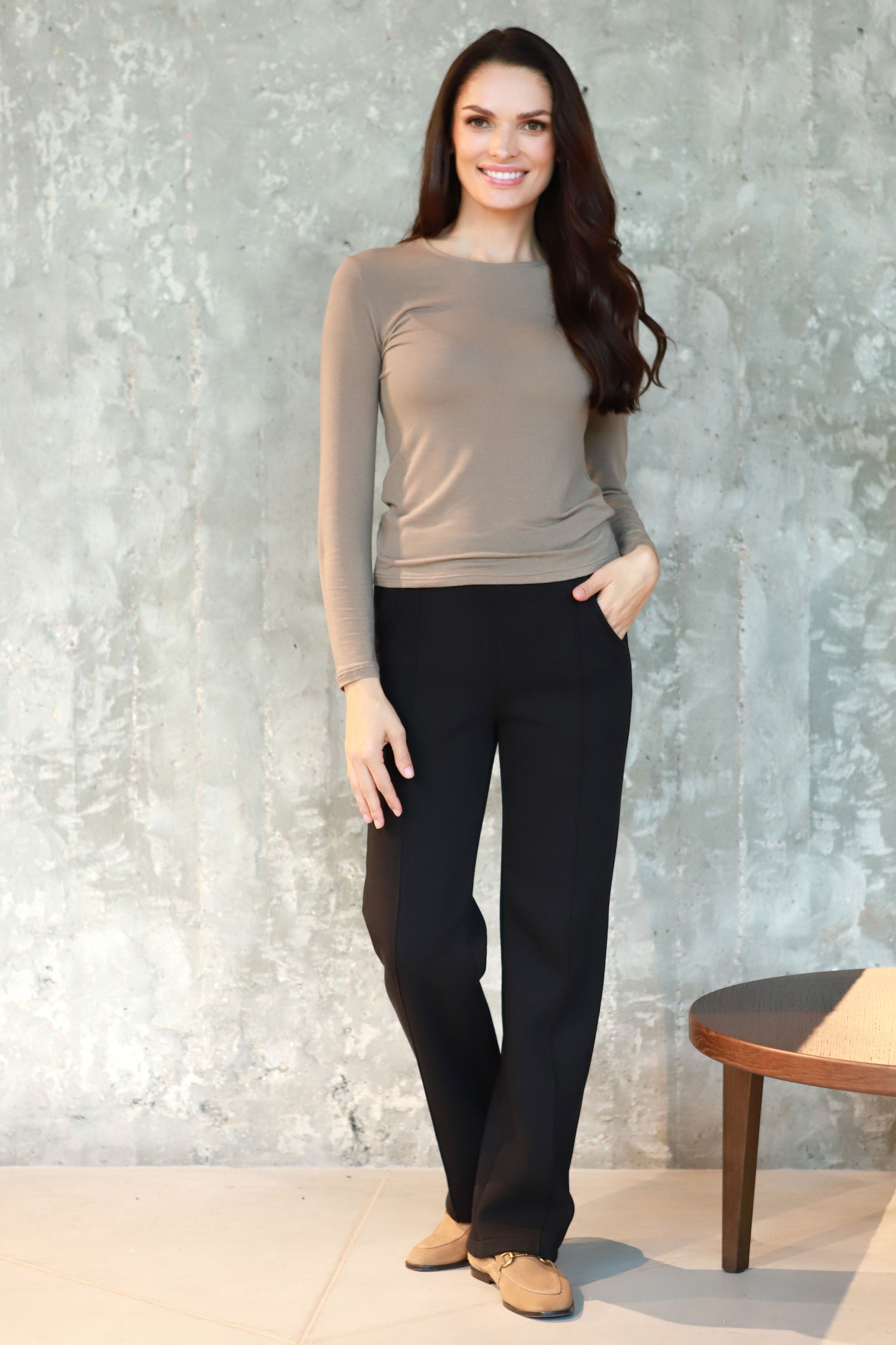 Medvilnės su pūkeliu kelnės „CINAMONAS“ juoda