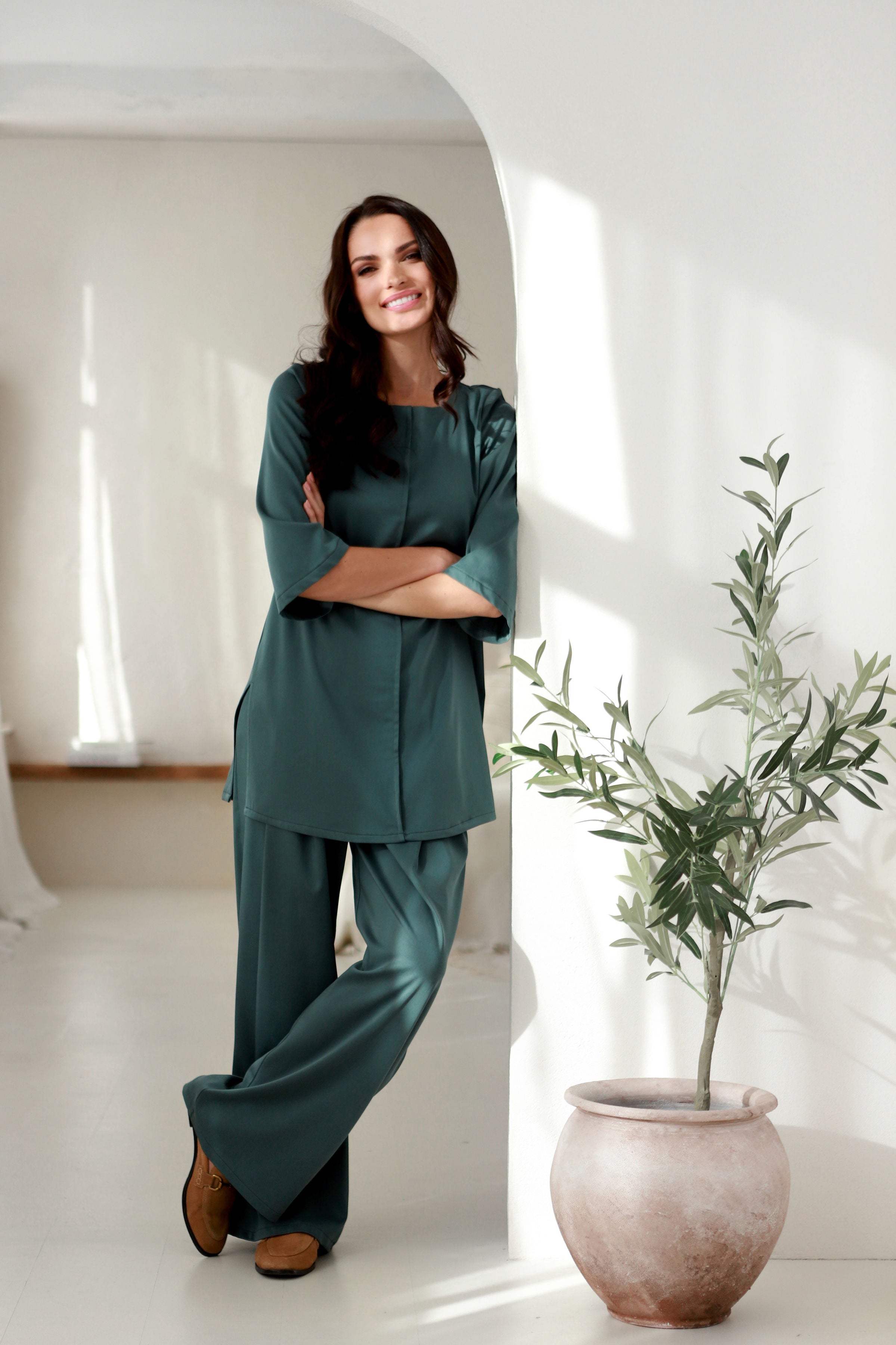 Kelnės „AIDAS“ eukalipto žalia