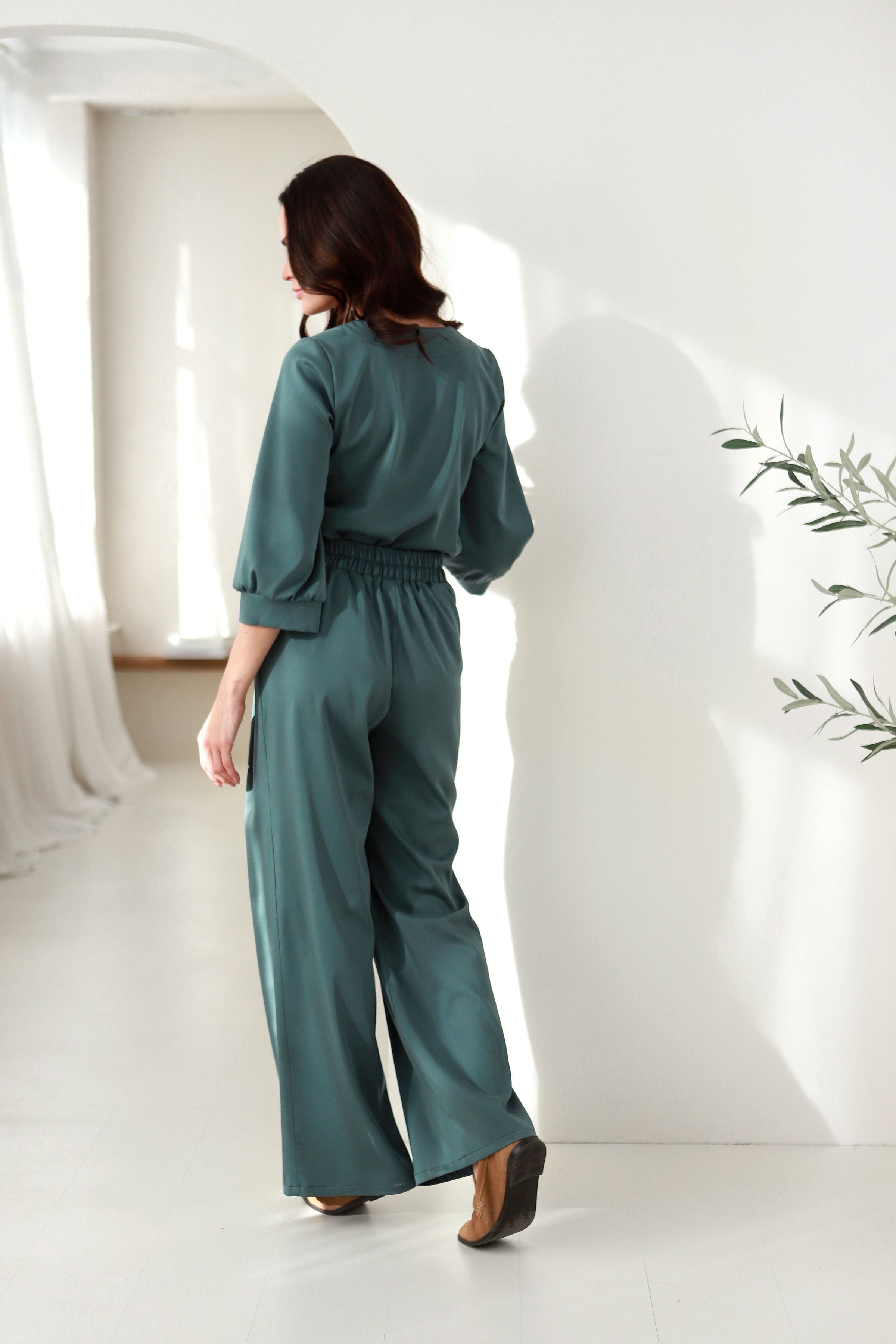 Kelnės „AIDAS“ eukalipto žalia