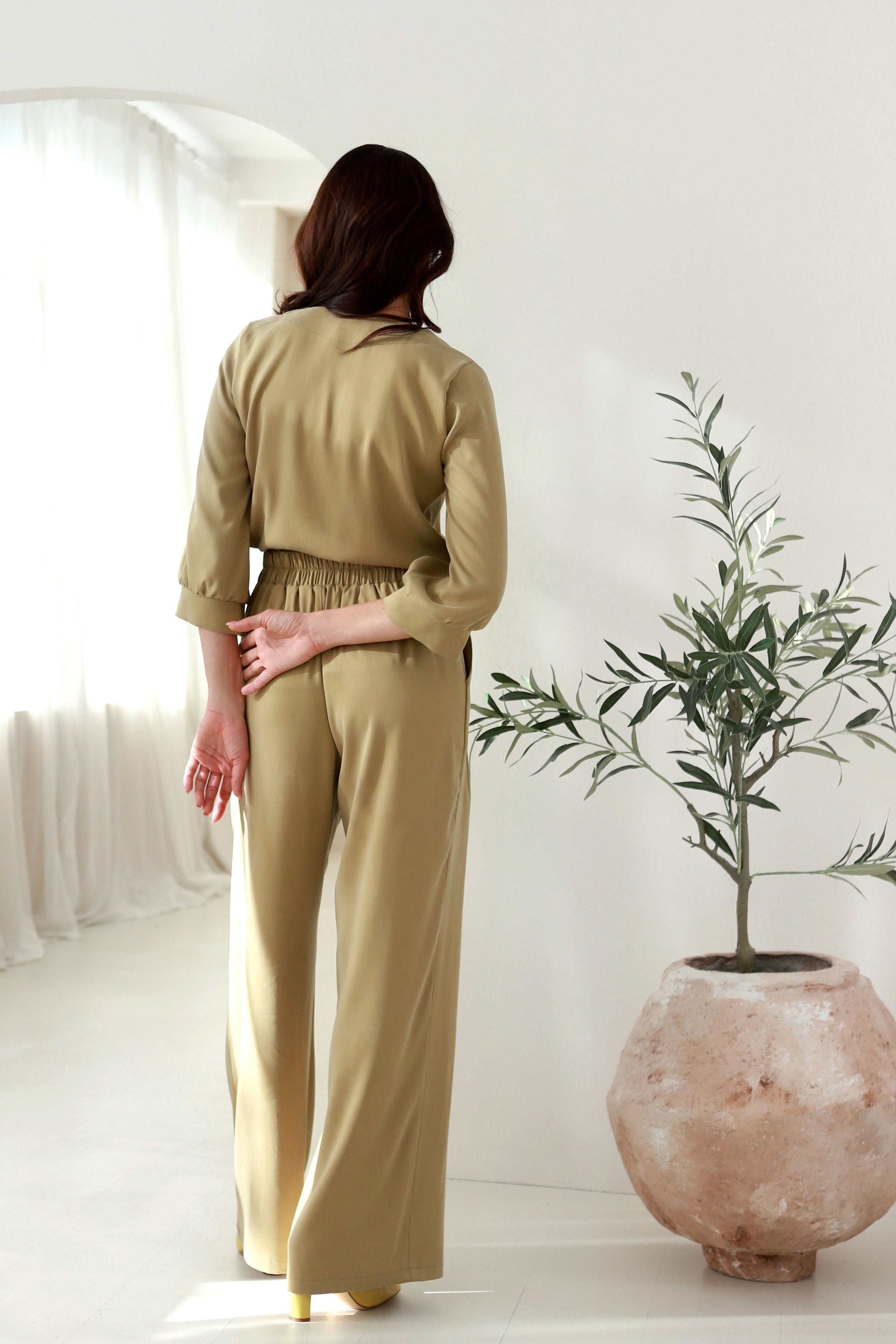 Kelnės „AIDAS“ alyvuogių žalia