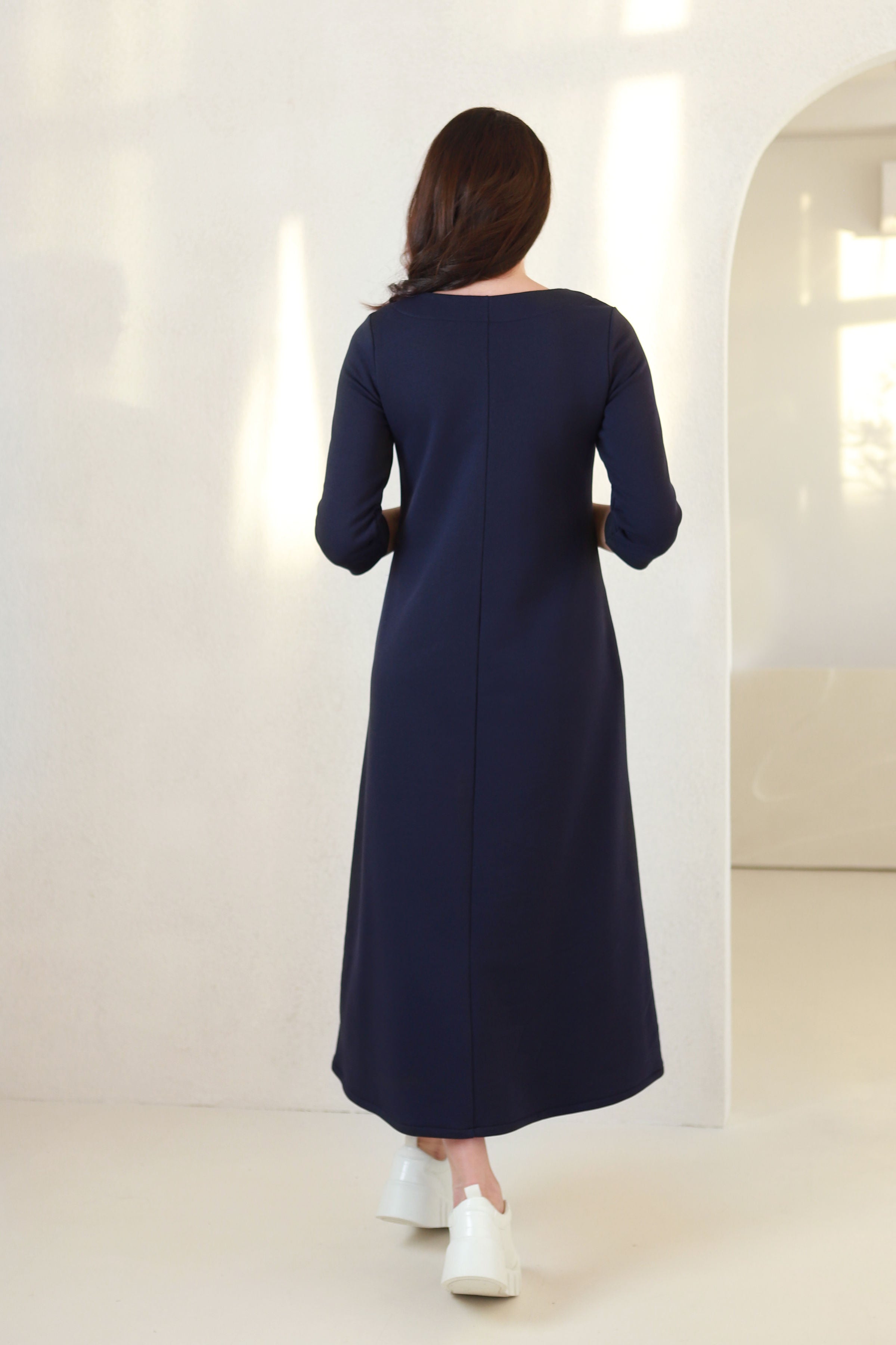 Ilga suknelė „SMILGA" tamsi mėlyna