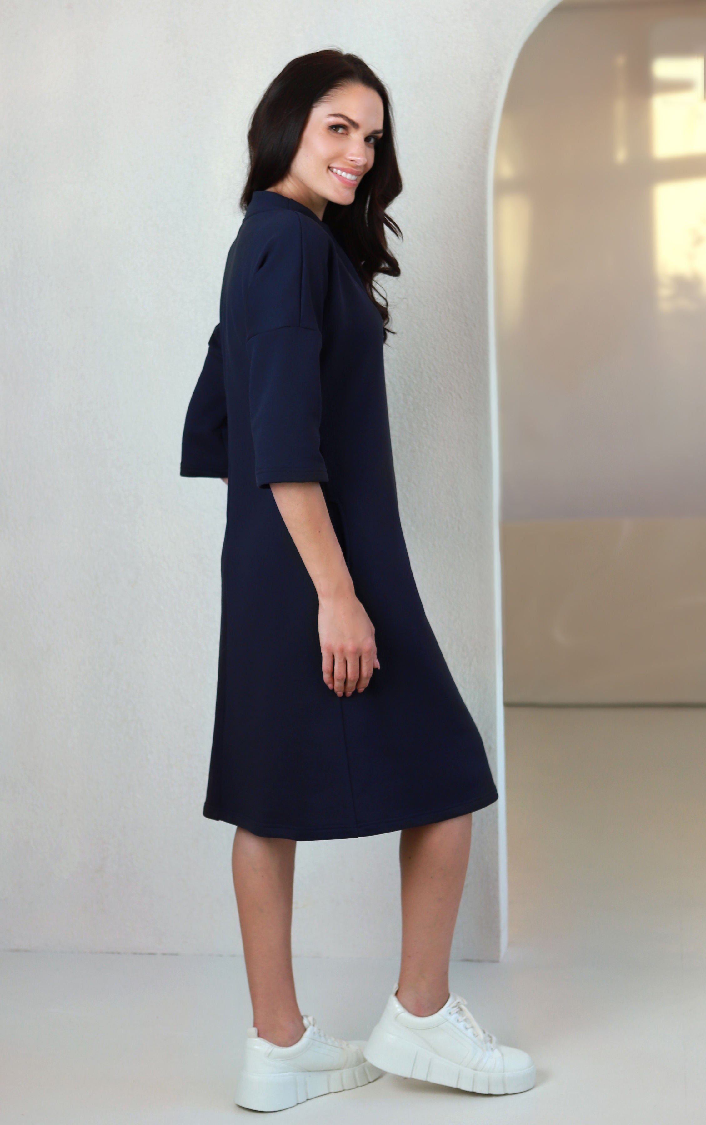 Trumpa suknelė „LAISVĖ" tamsi mėlyna