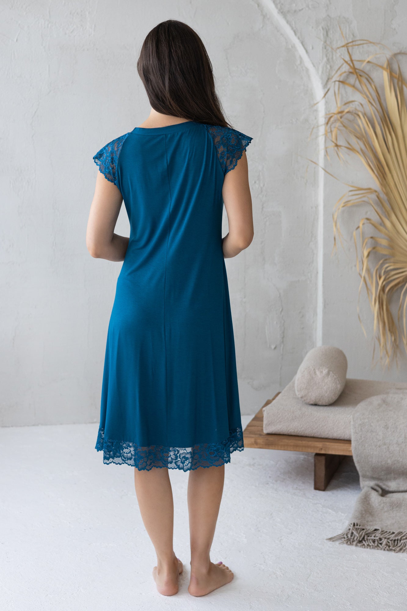 Nightgowns with lace sleeves "SUBLIME" cream
