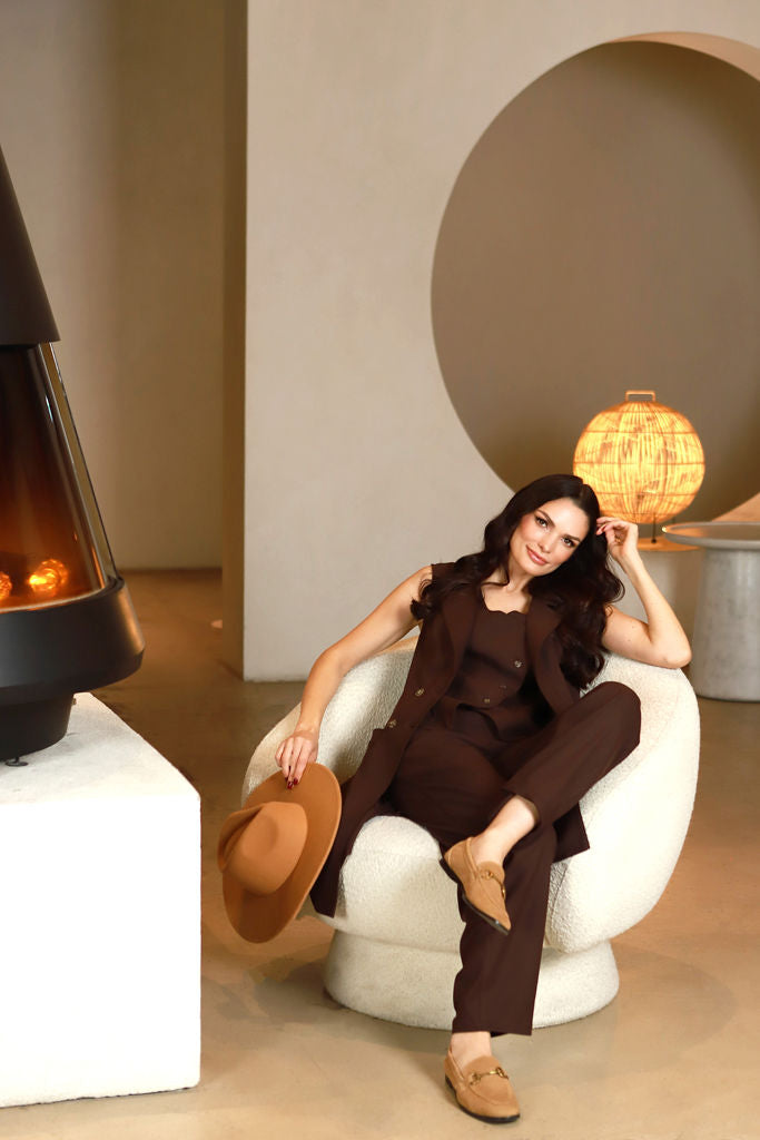 Ilga liemenė „LINIJA“ šokoladinė