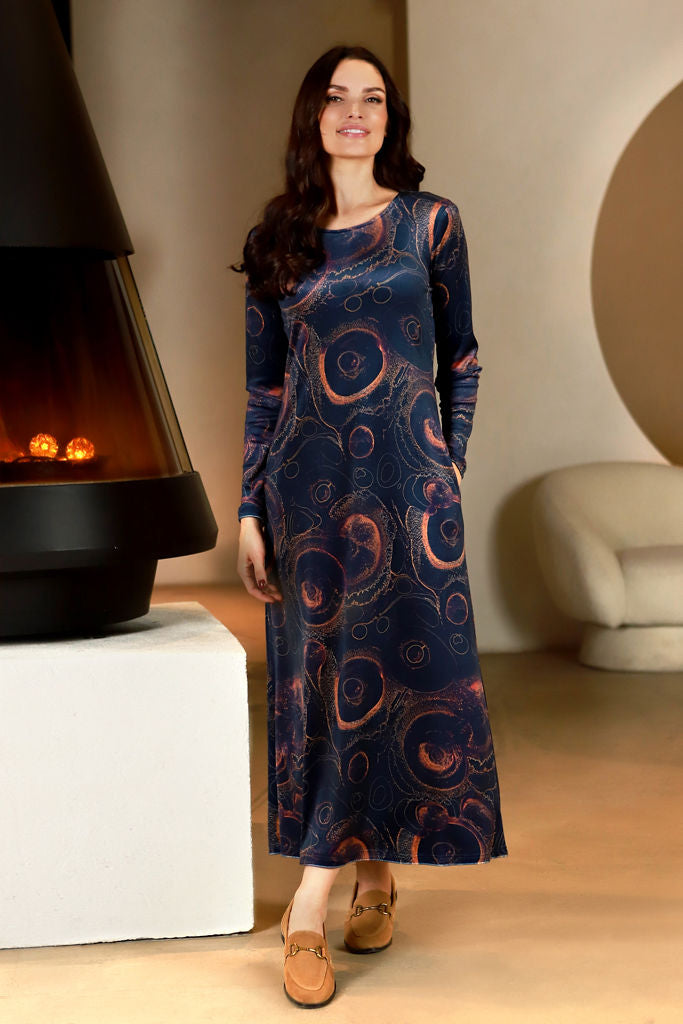 Ilga veliūrinė suknelė "MAGIJA" žvaigždynų mėlyna