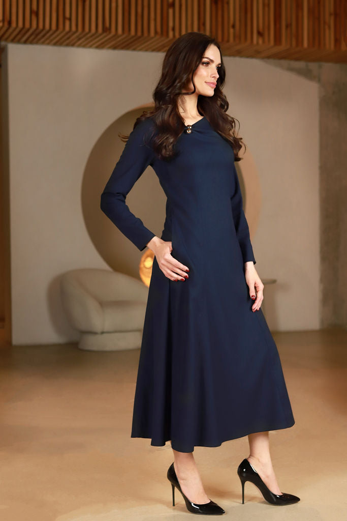 Suknelė „KLASIKA“ gili mėlyna