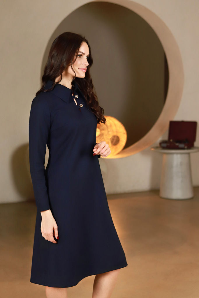 Trumpa suknelė su apykakle „VIENA“ gili mėlyna