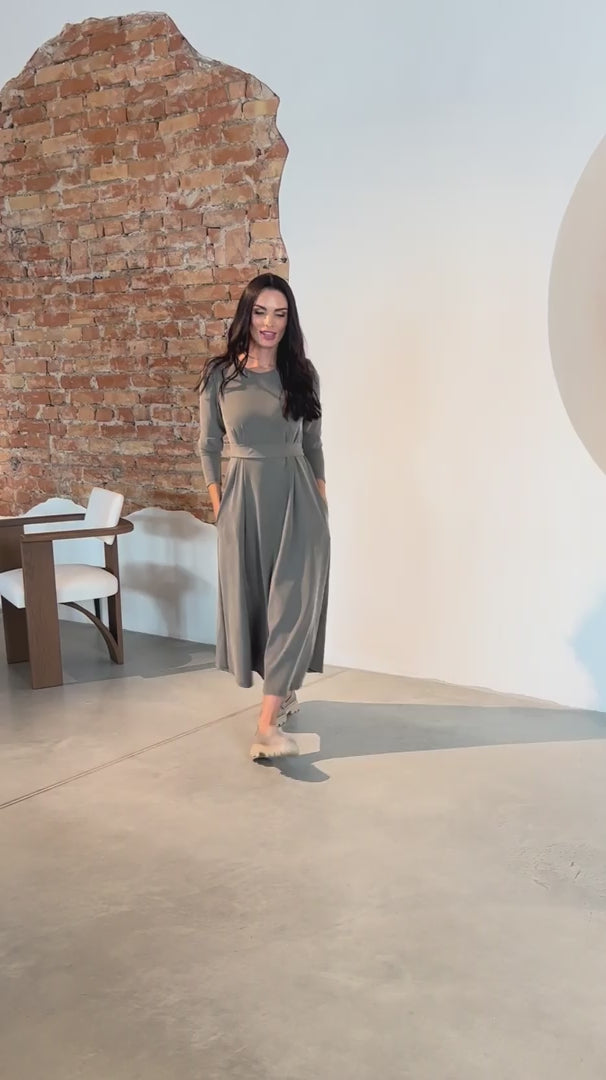 Ilga suknelė „KARAMELĖ" alyvuogių chaki