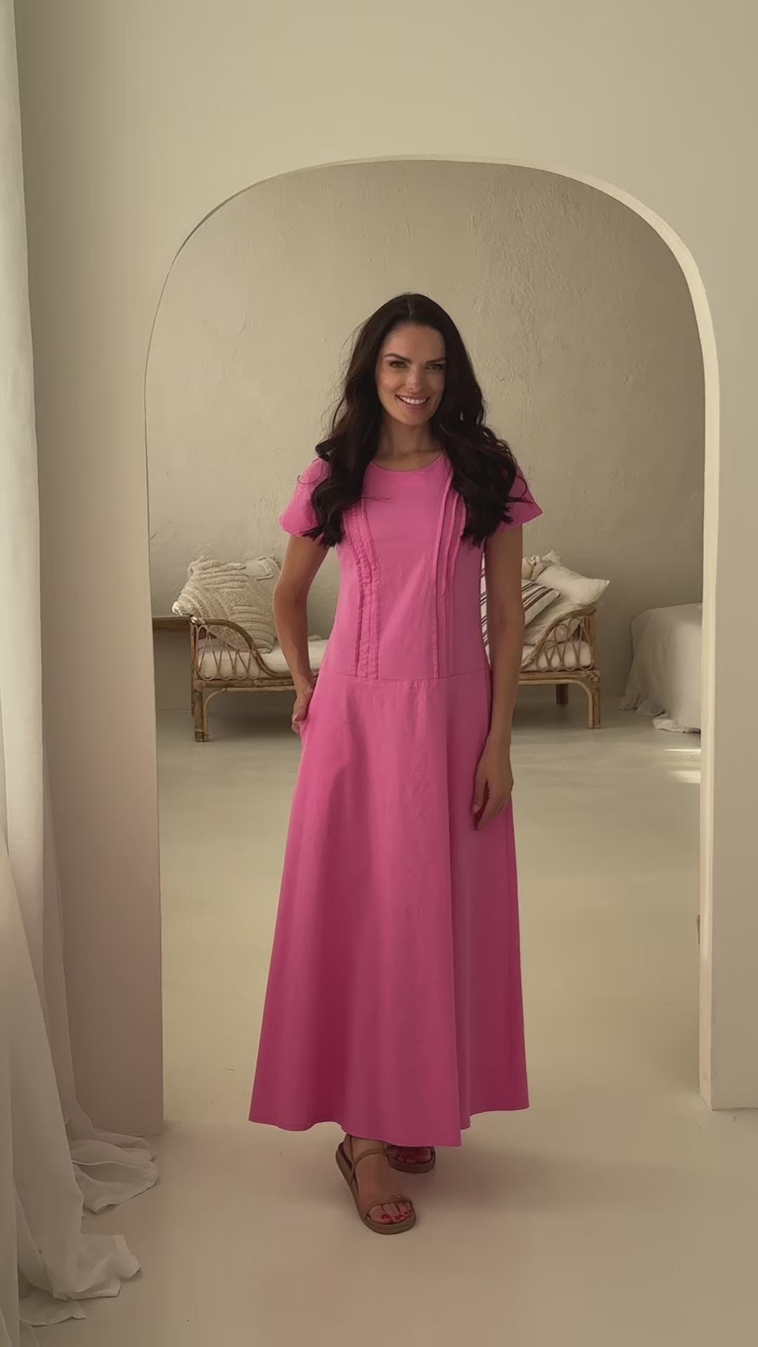 Suknelė „LAGŪNA" žiedlapių rožinė